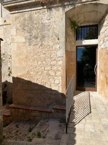 B&B Etico La Casa Di Toti Modica Bagian luar foto