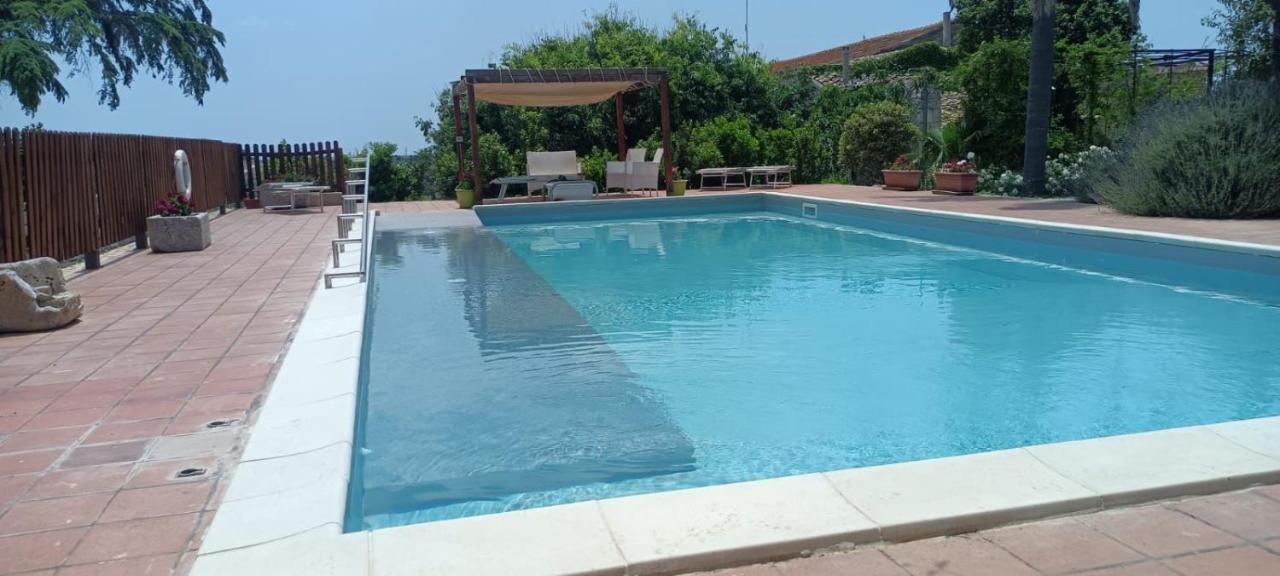 B&B Etico La Casa Di Toti Modica Bagian luar foto